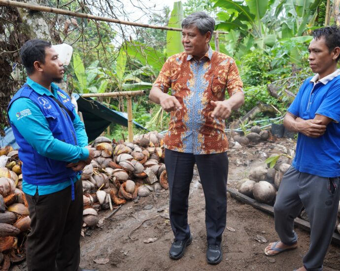 Lombok Jadi Pusat Unggulan Hilirisasi Kelapa