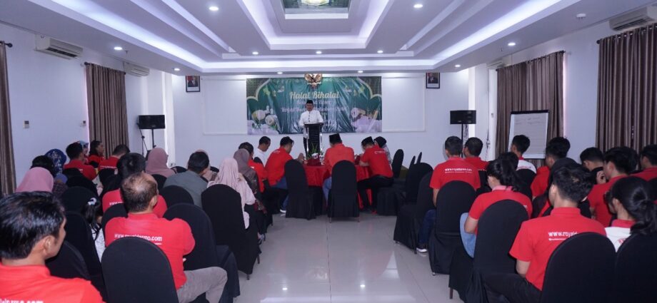 Tradisi Syawalan dan Penghargaan Karyawan: Royal Darmo Malioboro Terus Mempererat Keharmonisan dan Apresiasi Kinerja