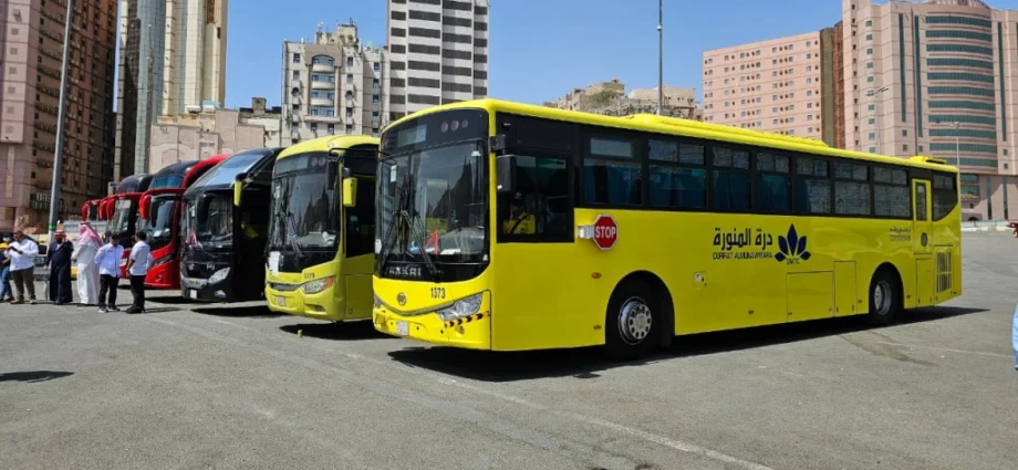 Layanan Bus Ramah Jemaah Haji Indonesia di Tanah Suci