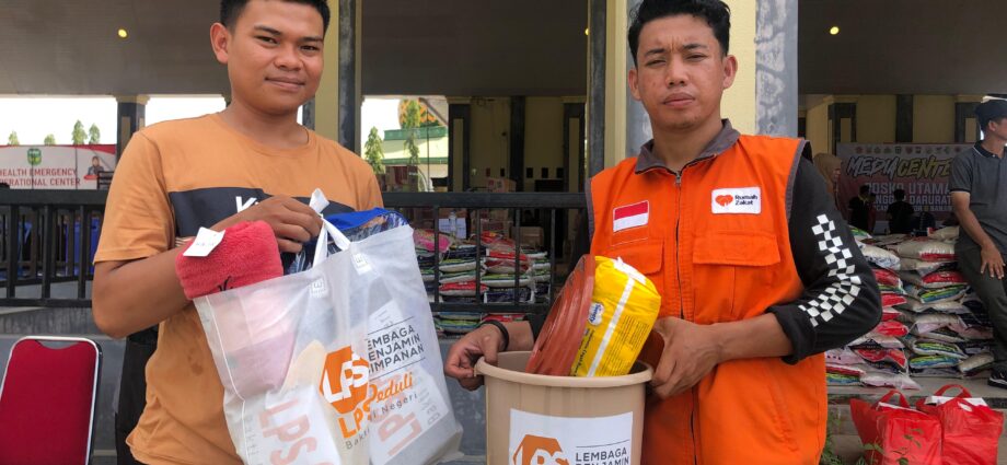 LPS Serahkan Bantuan untuk Korban Banjir dan Tanah Longsor di Kabupaten Luwu