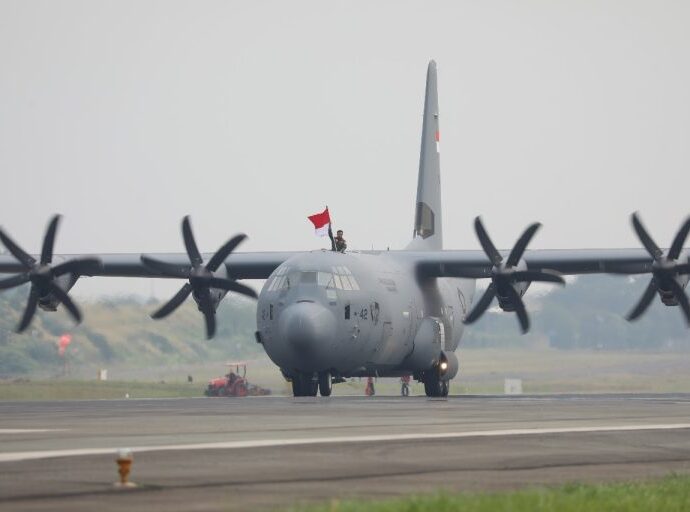 Pesawat Kelima C-130J-30 Super Hercules Pesanan Kementerian Pertahanan RI Tiba di Jakarta