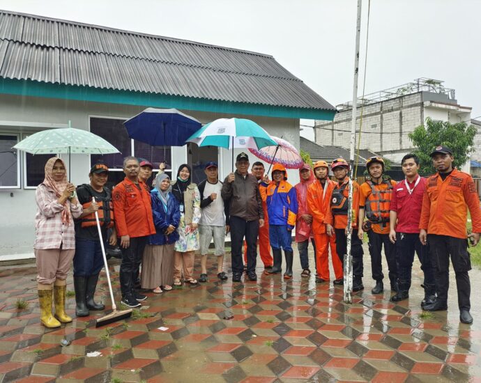 Sungai Cisadane Meluap, Benyamin Pastikan Bantuan Terdistribusi ke Masyarakat