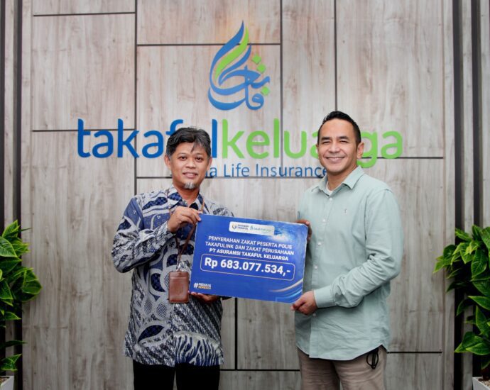 Takaful Keluarga Salurkan Zakat Peserta Takafulink dan Zakat Perusahaan Melalui Amanah Takaful