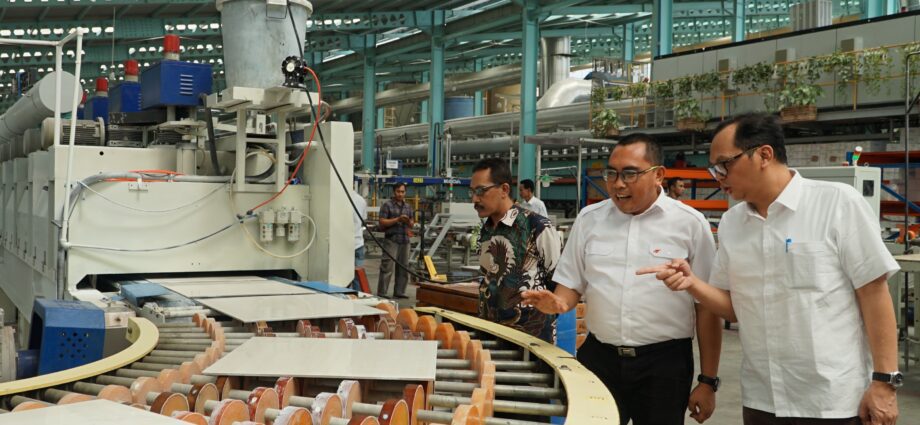 Kementerian Perindustrian Mendorong Adopsi Standar Industri Hijau untuk Pembangunan Berkelanjutan