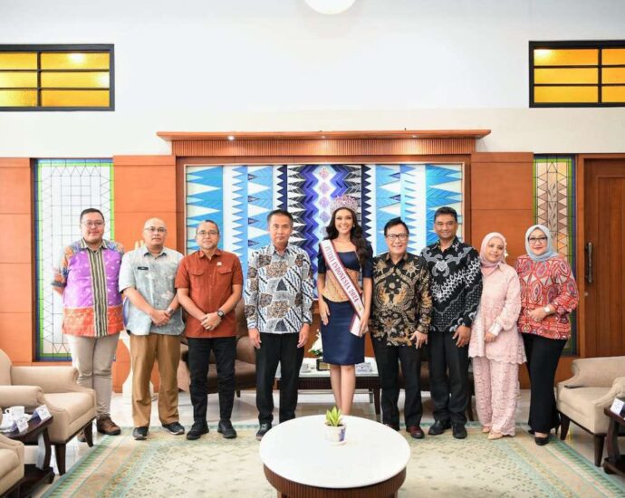 Pejabat Gubernur Jabar Mendukung Putri Indonesia 2024