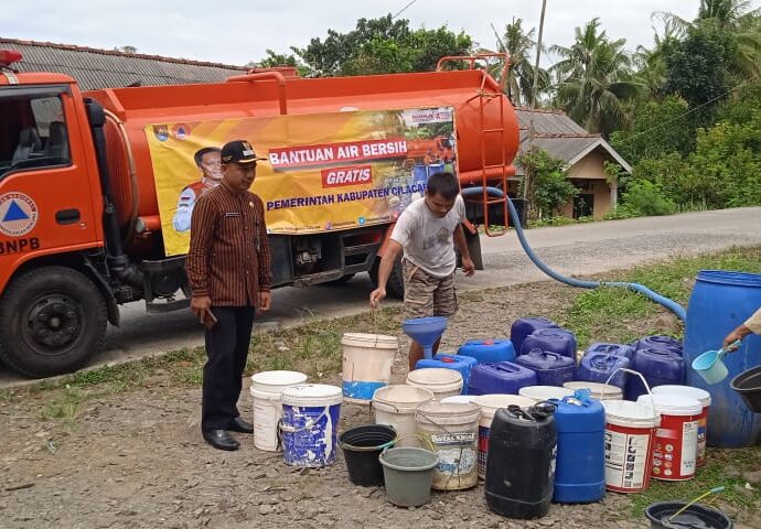 Kekeringan Cilacap, sumber foto: BNPB