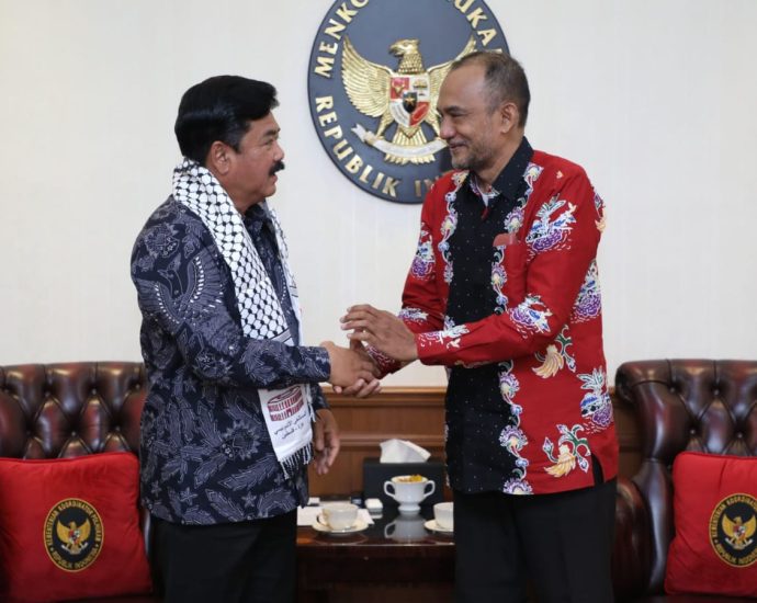 Ketua Presidium MER-C