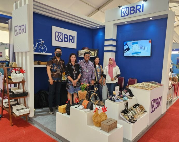 KUR BRI Bantu Bangkitkan Usaha Kayu Rotan dari Krisis