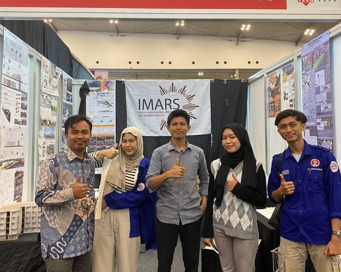 Kreativitas Mahasiswa Arsitektur IMARS ITB Ahmad Dahlan Jakarta Dipameran ICE BSD