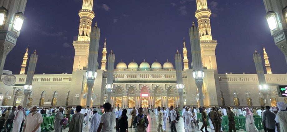 Pelayanan Jemaah Haji Reguler 1445 H Gelombang I di Madinah Berjalan Sukses