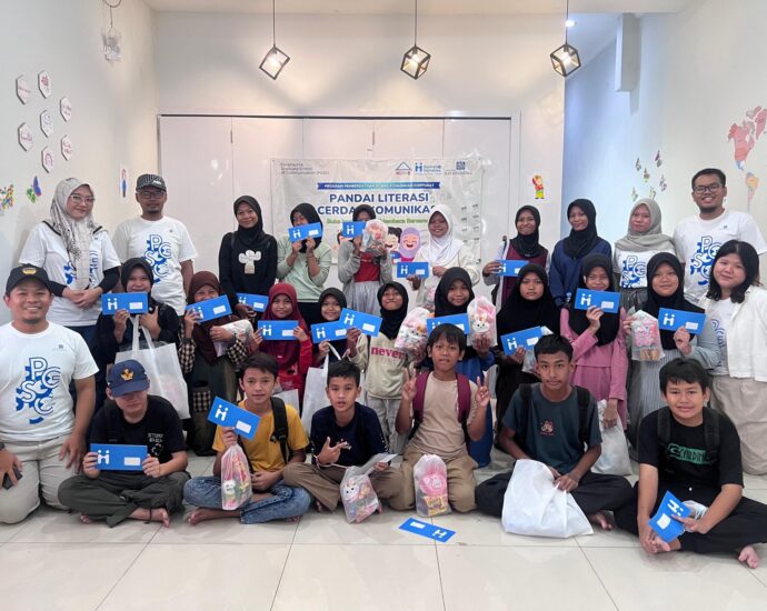 Mahasiswa Paramadina bersama Human Initiative Gelar Program Kegiatan Literasi 2024