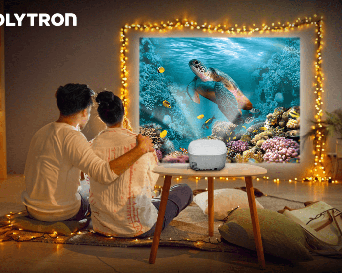 POLYTRON Hadirkan Solusi Hiburan Keluarga dengan Smart Projector di Ruang Tamu