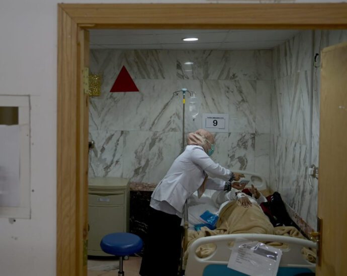 Petugas Kesehatan Tetap Siaga Melayani Jemaah Hingga Akhir Operasional Haji