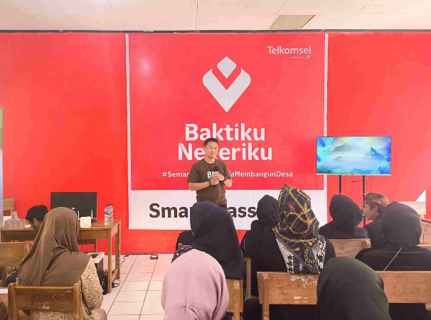 Telkomsel Dorong Pertumbuhan Ekonomi Desa dengan Program "Baktiku Negeriku 2024"