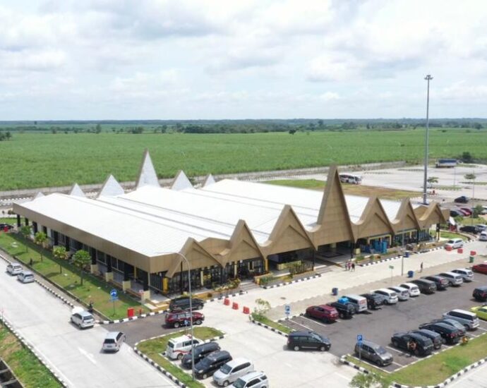 Hutama Karya Dukung UMKM di Rest Area Tol untuk Pembangunan Ekonomi Berkelanjutan Karya Dukung UMKM di Rest Area Tol untuk Pembangunan Ekonomi Berkelanjutan