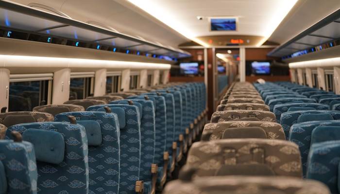 Bantal Whoosh Hilang, KCIC Sudah Kantongi Data Pelaku Lewat 44 CCTV Di Kereta