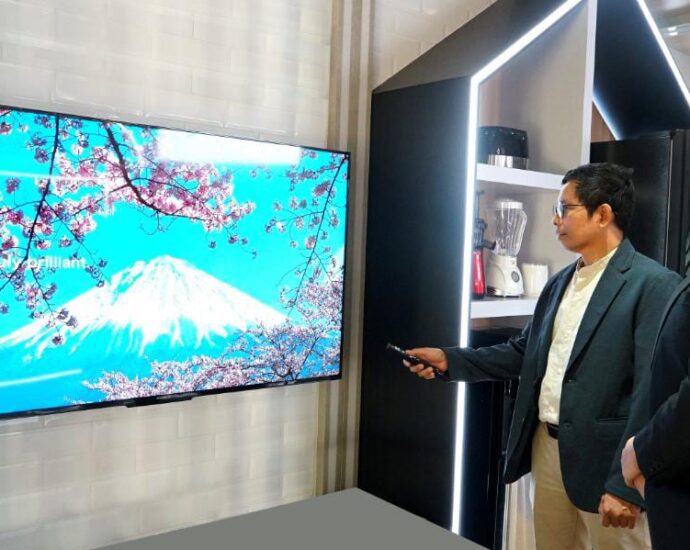 Kualitas Gambar Dengan Tingkat Kecerahan Xtreme dan Reproduksi Warna Yang Nyata