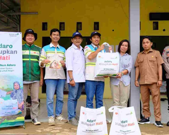 Konsisten berbagi, Adaro distribusikan bantuan untuk keluarga prasejahtera