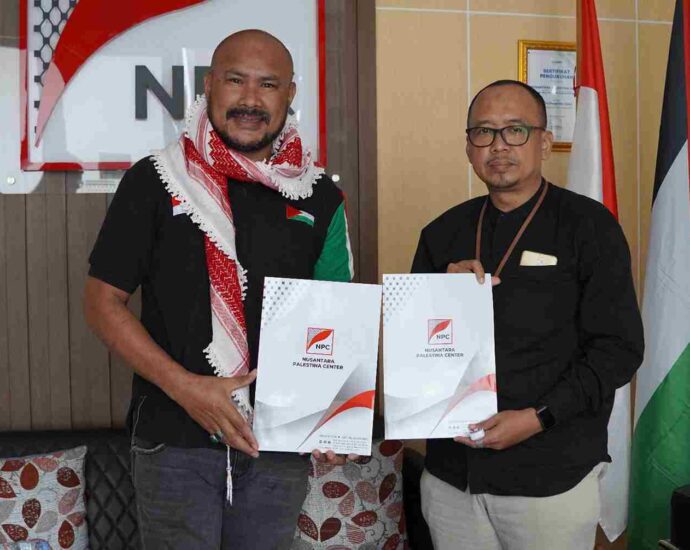 Rumah Zakat Melalui Nusantara Palestina Center Serahkan Bantuan Untuk Masyarakat Palestina