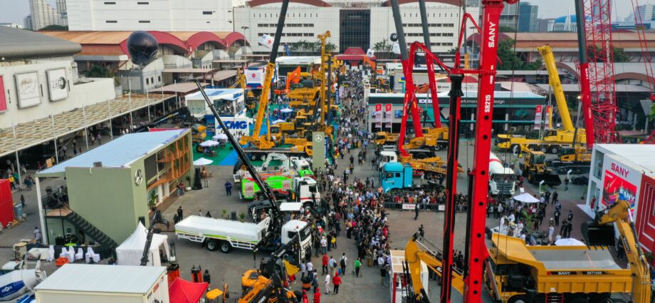 Industri Energi dan Teknik Bidik Keberlanjutan melalui Kolaborasi Lintas Generasi di IEE Series 2024