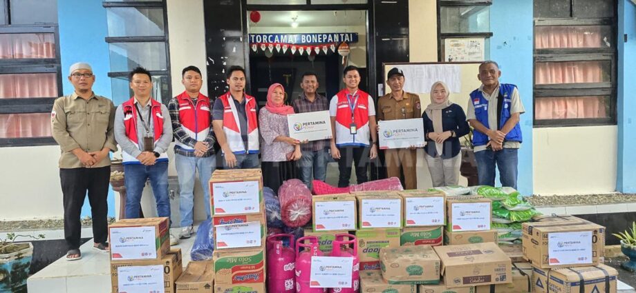 Pertamina Patra Niaga Sulawesi Sigap Bantu Warga Terdampak Banjir Bandang di Bone Bolango