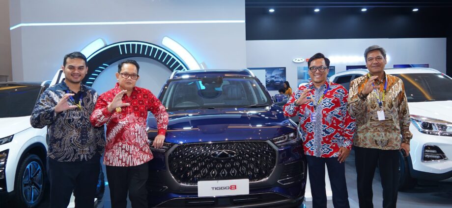 Chery Sambut Pecinta Otomotif di GIIAS Surabaya 2024