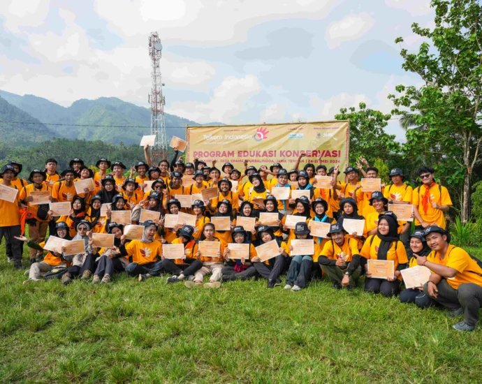 Telkom Galang Generasi Muda untuk Pelestarian Lingkungan Lewat Bootcamp Konservasi