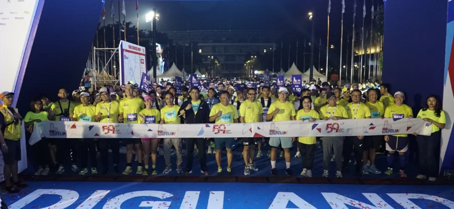 Telkom Rayakan HUT ke - 59 : Ribuan Peserta Meriahkan Digiland Run 2024