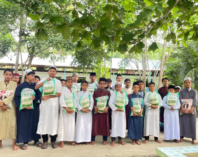 Sentuhan Peduli BMH Sumut: Beras untuk Kesejahteraan Santri Pesantren Darul Muttaqin di Batubara
