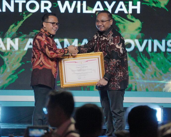 Kemenag Raih Penghargaan Inovasi Pelayanan Publik Terbaik 2024