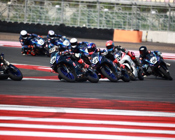 Kemegahan Balap Komunitas di Final bLU cRU Yamaha Sunday Race 2024