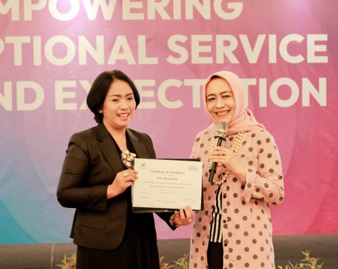 Hotel Ciputra World Semarang Gelar acara untuk karyawan dan pelatihan soft skill: 'Exceptional Service Beyond Expectation Training