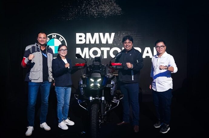 BMW R 1300 GS Adventure: Taklukkan Segala Medan dengan Gaya