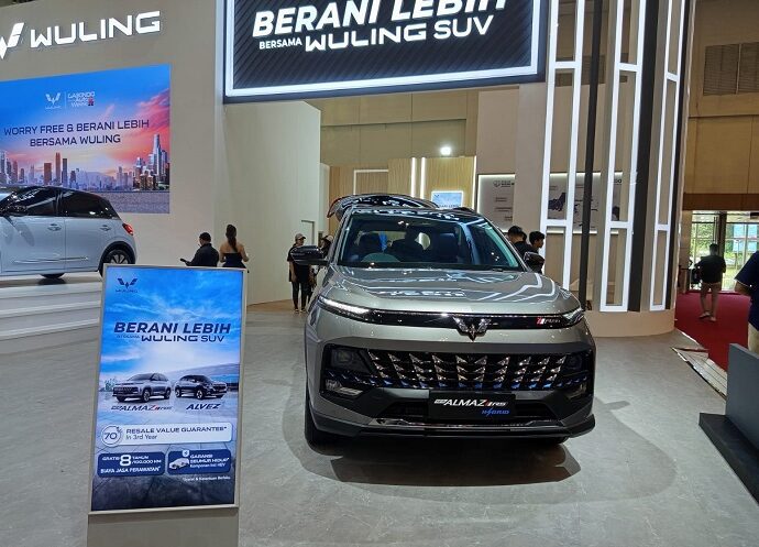 Wuling Perkenalkan Garansi Seumur Hidup Komponen Hybrid, Pertama di Indonesia