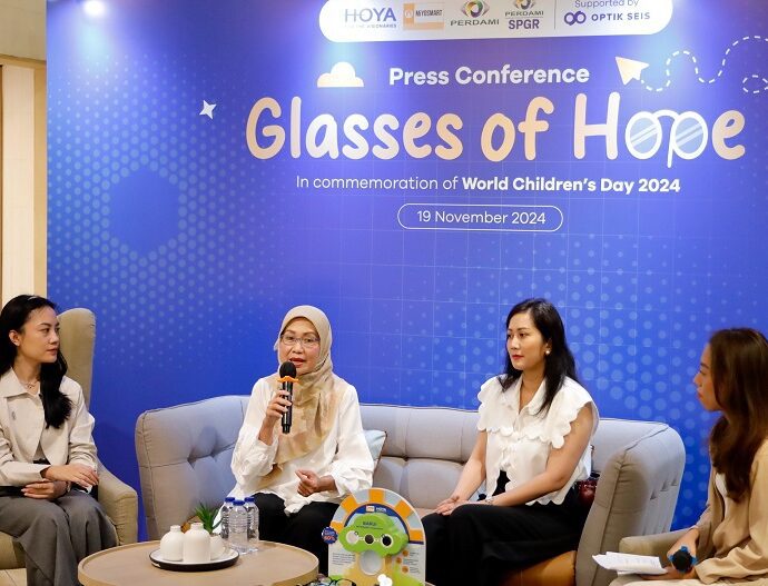 HOYA Indonesia Luncurkan Glasses of Hope di Hari Anak Sedunia 2024