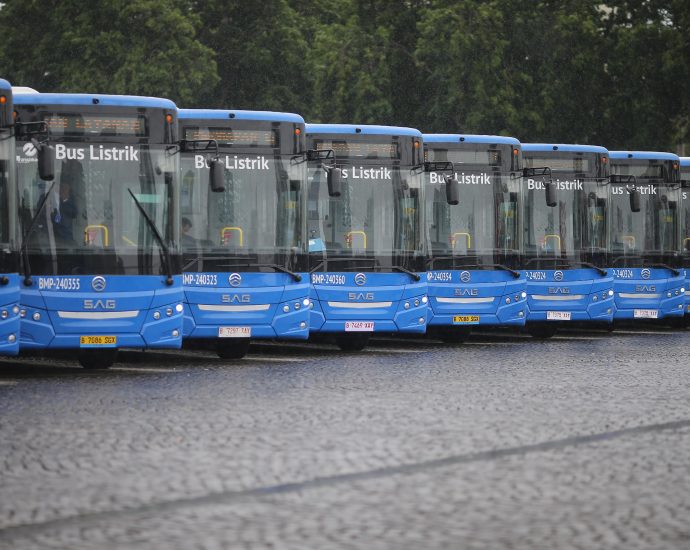 SAG Siapkan 90 Bus Listrik Golden Dragon untuk Dukung Transjakarta