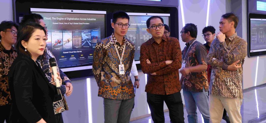 Transformasi Teknologi Jadi Fokus, Wamenperin Ajak Huawei Berkolaborasi