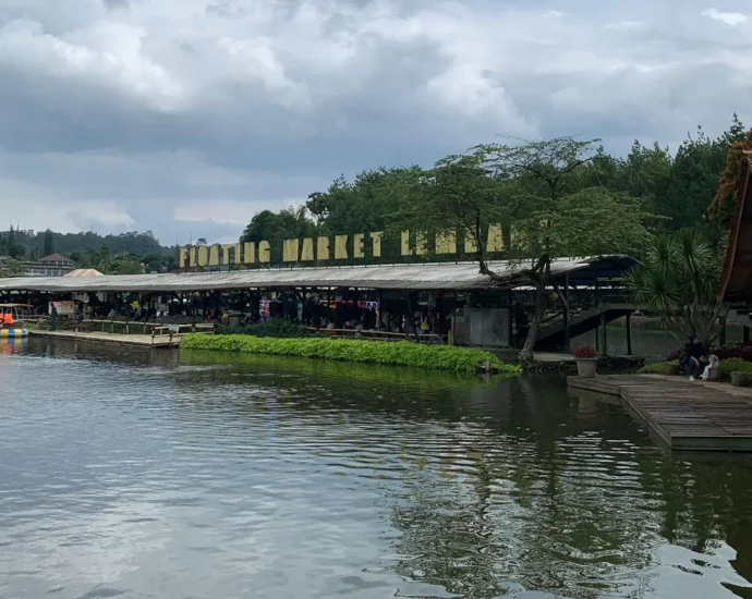 Destinasi Unggulan Floating Market Lembang Kian Diminati Selama Nataru
