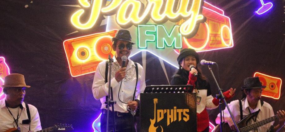 Gemerlap Liburan Natal dan Tahun Baru di Mercure Tangerang BSD City