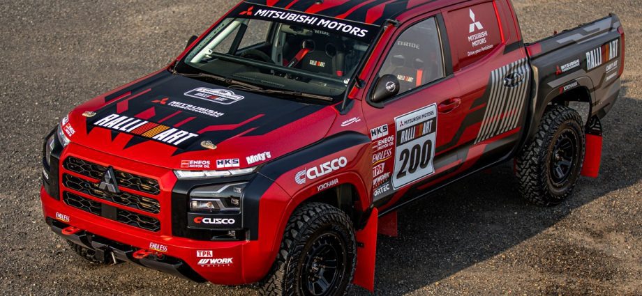 Mitsubishi Triton Modifikasi Jadi Sorotan di Tokyo Auto Salon 2025