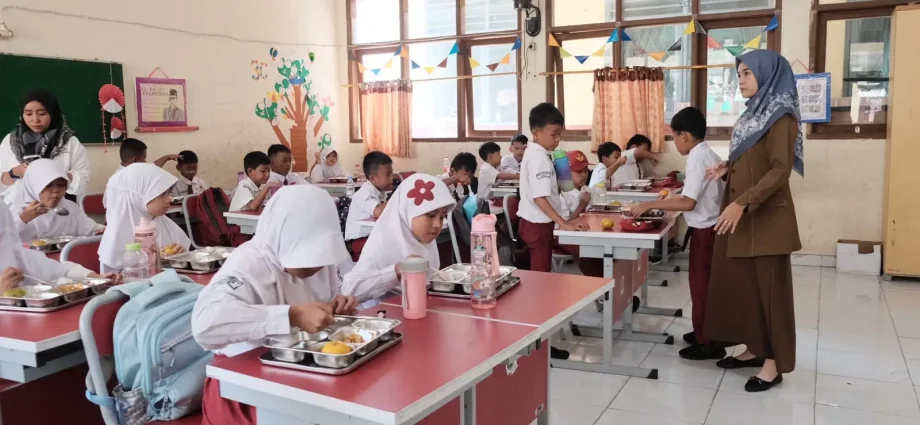 Depok Mulai Program Makan Bergizi Gratis untuk 18 Ribu Siswa