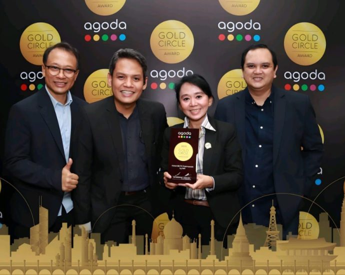 Hotel 88 ITC Fatmawati Jakarta Sabet Penghargaan Bergengsi Agoda Gold Circle Award 2024