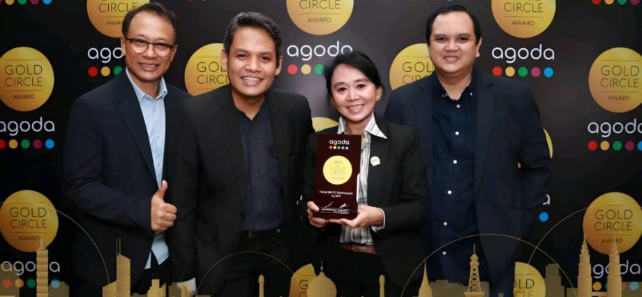 Hotel 88 ITC Fatmawati Jakarta Sabet Penghargaan Bergengsi Agoda Gold Circle Award 2024