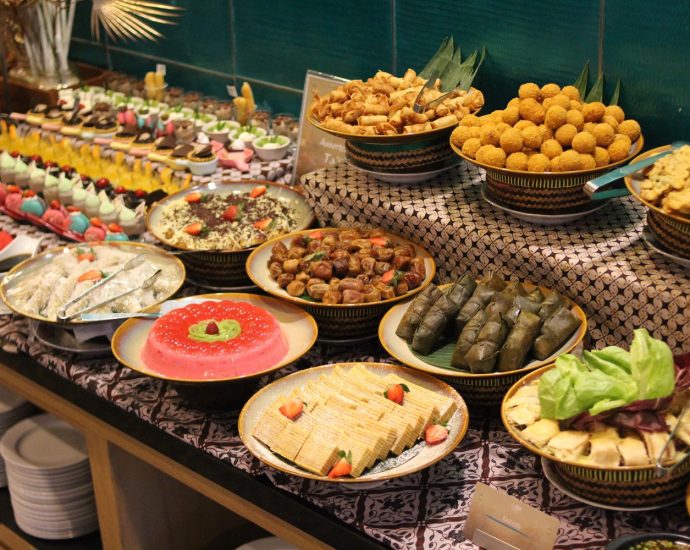 Wisata Kuliner Ramadan : Pasar Senggol Part 7 Kembali Hadir sebagai Buffet Ramadan Ikonik di THE 1O1 Jakarta Sedayu Darmawangsa