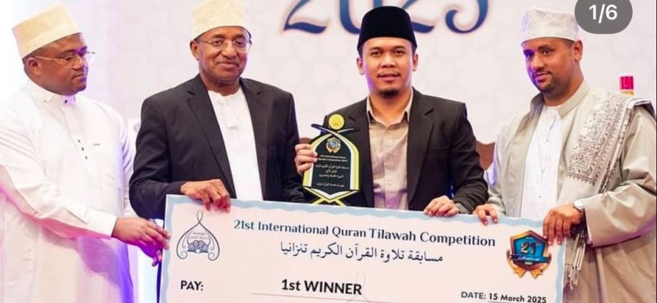 Ahmad Khairi Novandra Raih Juara di Kompetisi Al-Qur'an Internasional Tanzania
