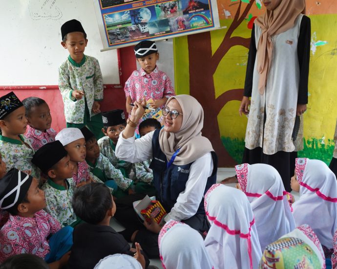 Jasa Marga Pererat Kebersamaan di Tasikmalaya Lewat Sobat Aksi Ramadan 2025