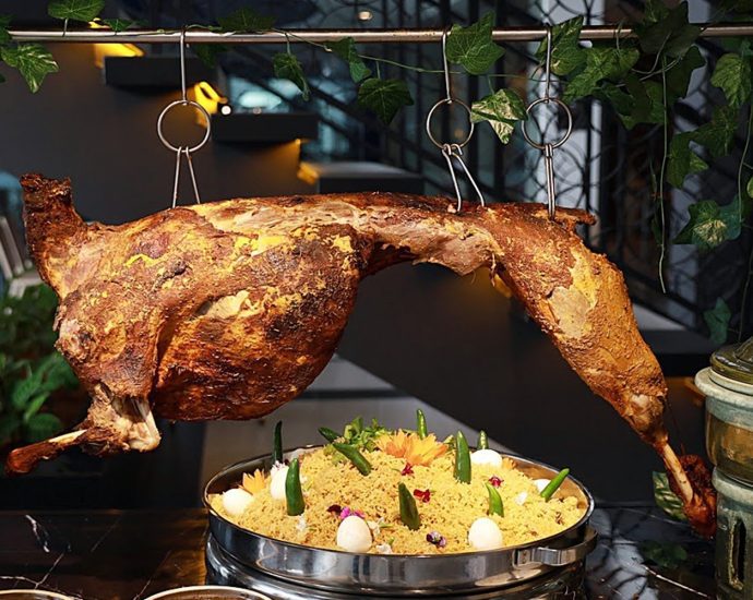 "Glorious of Ramadhan" dengan Lebih dari 30 Menu Spesial dan Grand Prize Umroh + Turki!!