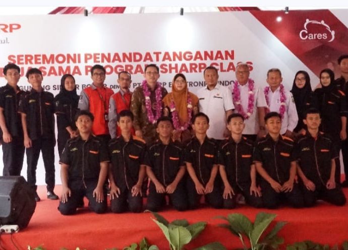 Sharp Indonesia Berikan Pelatihan Intensif dan Kesempatan Kerja bagi Siswa SMK