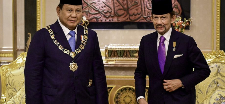 Presiden Prabowo Dianugerahi Tanda Kehormatan Tertinggi dari Sultan Brunei