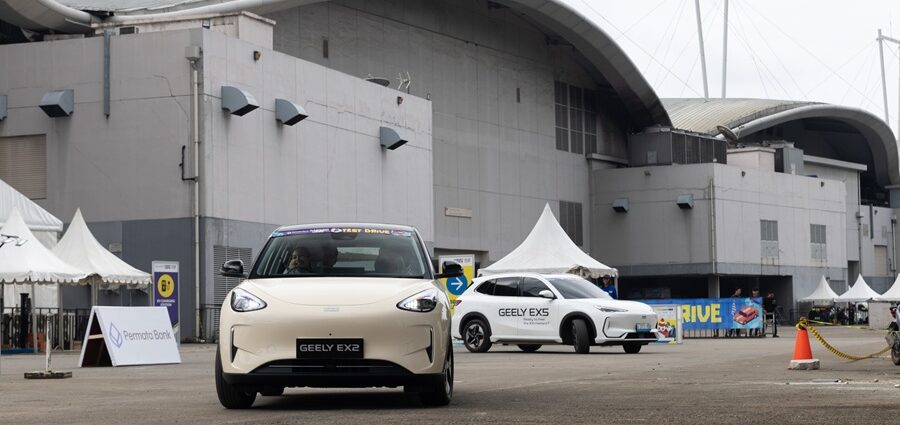 Geely Tampilkan Mobilitas Berkelas Dunia di GJAW 2025